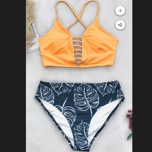 Women’s Cupshe bikini, M